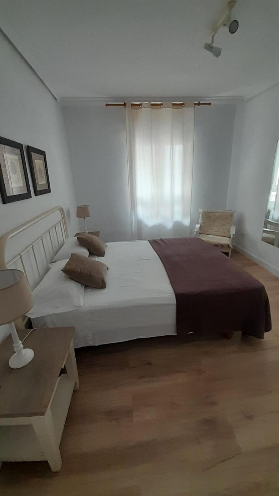 Santander, Calle Isaac Peral 6 Apartment *