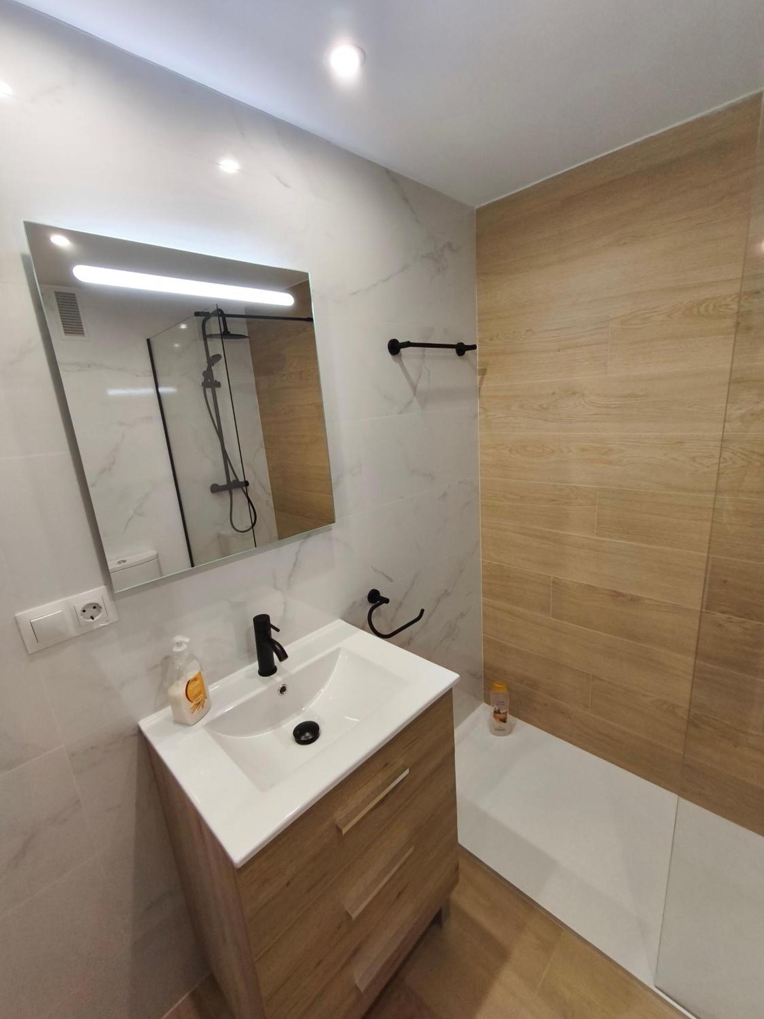 Santander, Calle Isaac Peral 6 Appartement Santander